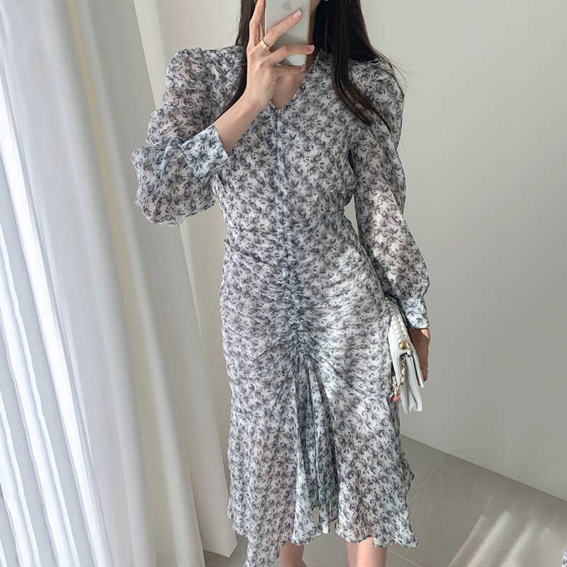LY VAREY LIN Spring Women V-Neck Ruched A-line Dress Ruffles Floral Print Slim Waist Midi Female 210526