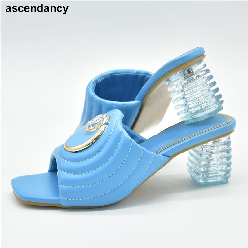 Dress Shoes 2021 Latest Design High Heels Women Wedding Nigerian Party Pumps African Sandal Luxury, Black
Dress Shoes 2021 Latest Design High Heels Women Wedding Nigerian Party Pumps African Sandal Luxury, Black