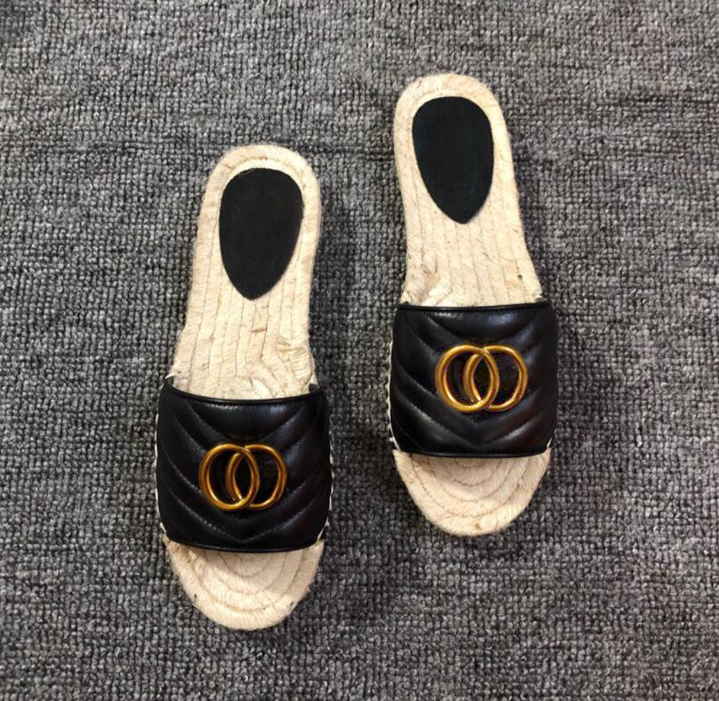 2023 beach Classic Flat luxurys designers woman slipper Sandals Summer lady Cartoon Big Head Slippers Leather brands Bath fashion women womens shoes Large
2023 beach Classic Flat luxurys designers woman slipper Sandals Summer lady Cartoon Big Head Slippers Leather brands Bath fashion women womens shoes Large