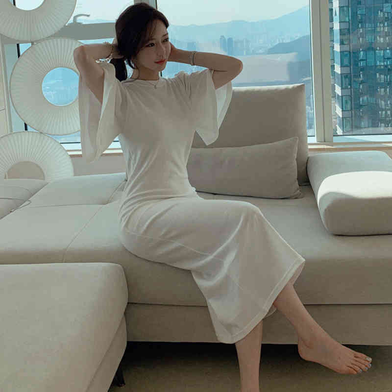 Elegant O Neck Pullover Flare Sleeve Knitted Dress Women High Waist Solid Vestidos Summer Slim Robe Temperament Dres 210506