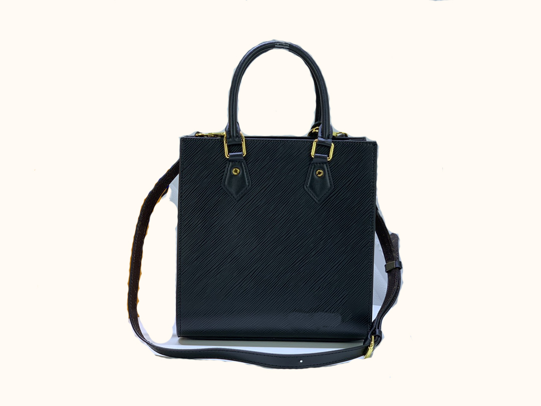 High Quality Fashion Luxurys Shoulder Bag Onthego Medium Tote Women Designers Handbags By The Pool Monograms embossing Messenger Designer bags 660, Pink
High Quality Fashion Luxurys Shoulder Bag Onthego Medium Tote Women Designers Handbags By The Pool Monograms embossing Messenger Designer bags 660, Pink