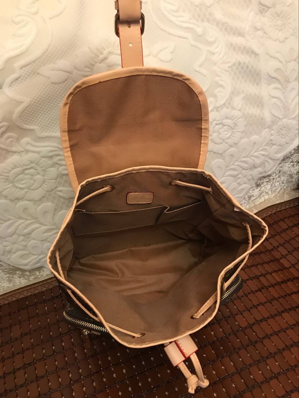 2021 High Quality Pu Mini Women Bag Children School Bags Backpack Famous Fashion Springs Palm Lady Baga Travel Bage brown Luggage
2021 High Quality Pu Mini Women Bag Children School Bags Backpack Famous Fashion Springs Palm Lady Baga Travel Bage brown Luggage