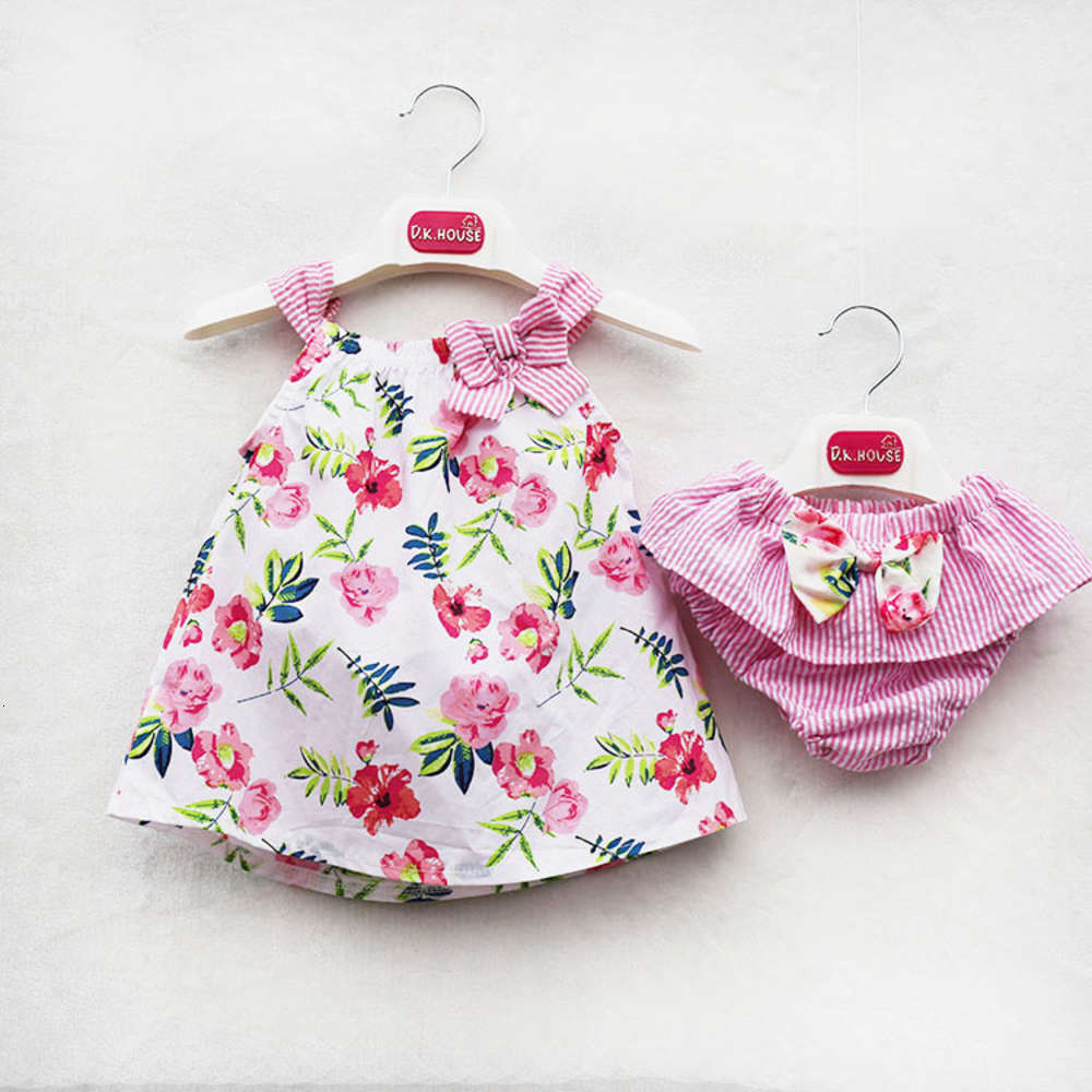 Boys and girls suits summer children's flower printed bow top with pants suit, White
Boys and girls suits summer children's flower printed bow top with pants suit, White