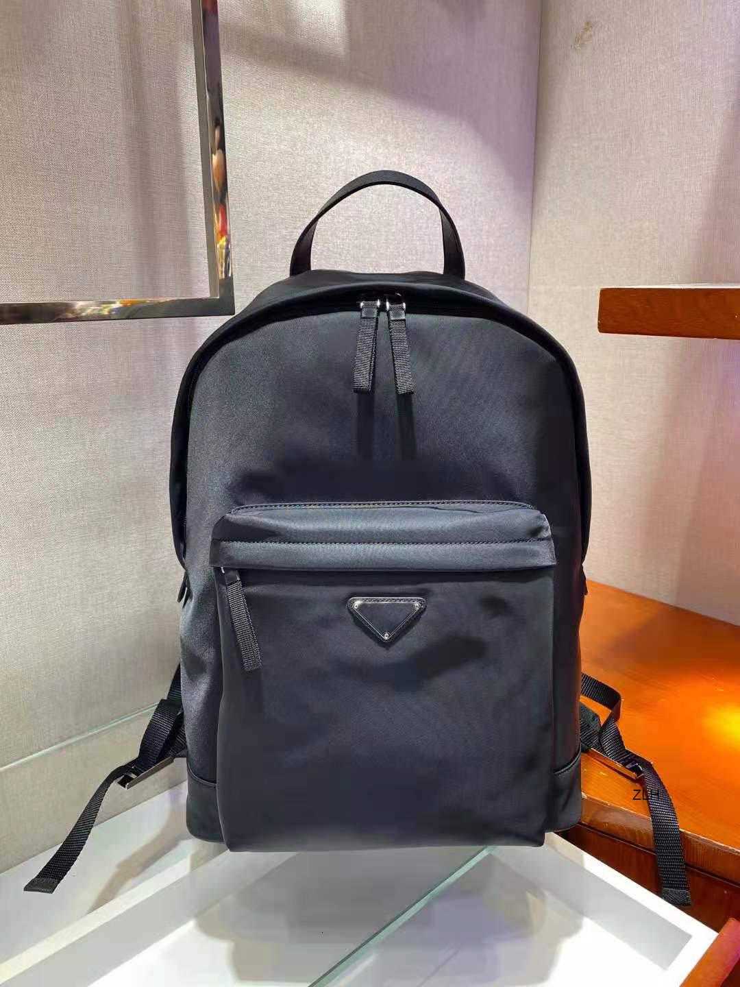 Explosive Classic Flower One Shoulder Backpack Multicolor Men/women Luxury Designer Bag 2020 Spot Fashion Canvas 0310, Black
Explosive Classic Flower One Shoulder Backpack Multicolor Men/women Luxury Designer Bag 2020 Spot Fashion Canvas 0310, Black