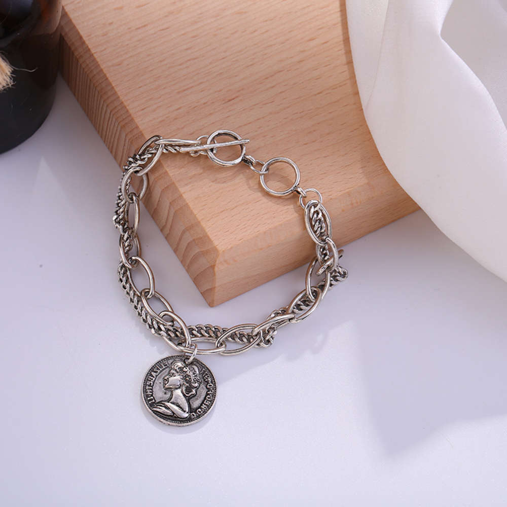 Hand catenary Hip hop Style simple personality multi-layer Bracelet make old street racket fashion hand adornment trendy female, Golden;silver
Hand catenary Hip hop Style simple personality multi-layer Bracelet make old street racket fashion hand adornment trendy female, Golden;silver