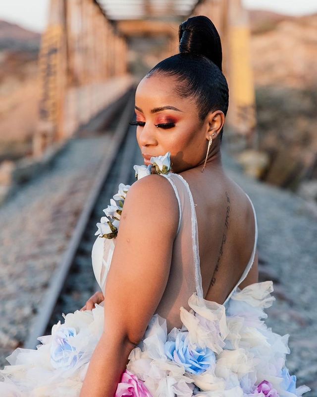 2021 Plus Size Arabic Aso Ebi Colorful Beaded Wedding Gowns Backless Hand Made Flowers Hi-Lo Bridal Dresses ZJ475