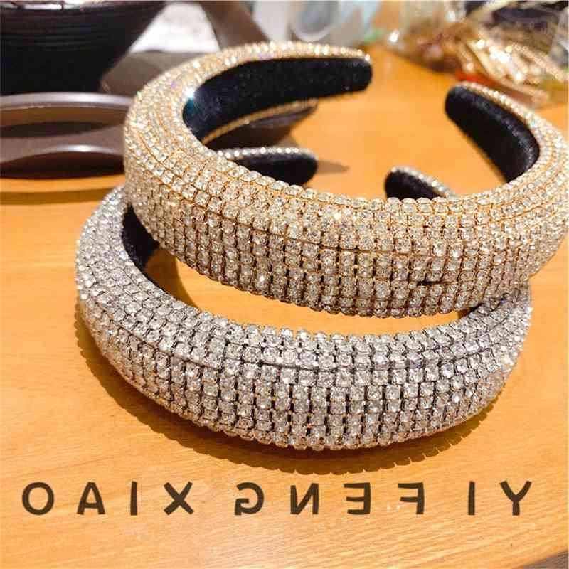 exaggerated thickened Hair sponge fashion versatile head full of diamond luxury creative hair hoop women
exaggerated thickened Hair sponge fashion versatile head full of diamond luxury creative hair hoop women