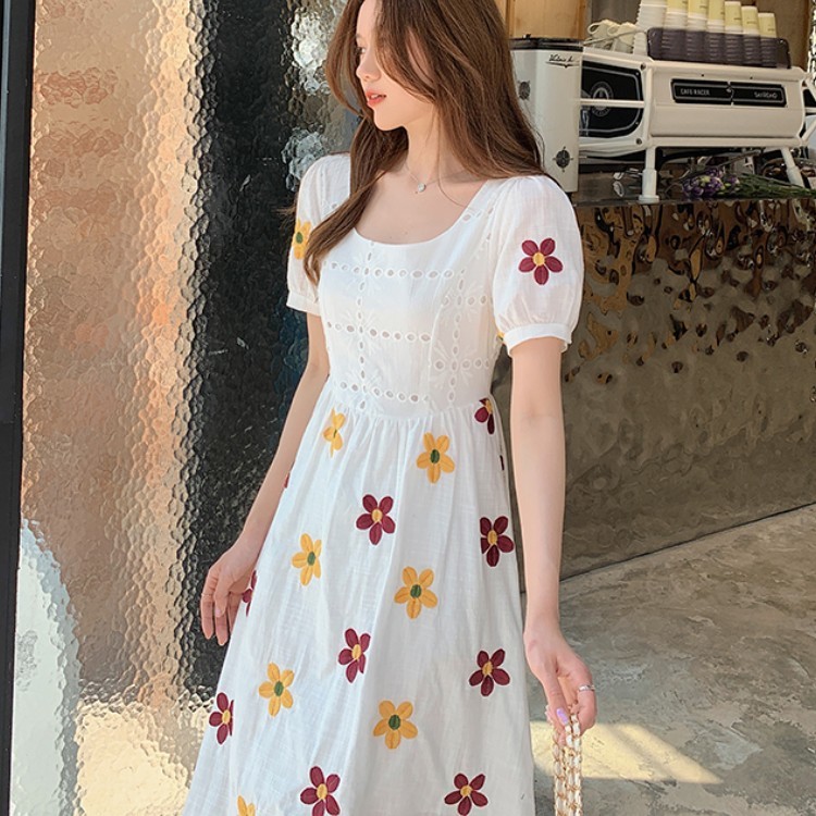 Women Dress Korean Summer Elegant Vintage White Embroidery Floral Puff Sleeve High Waist Slim Midi Dresses Femme Vestidos 210519