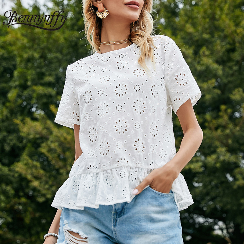 Crew Neck Hollow Out Womens Tops and Blouses Fashion Summer Short Sleeve Pleated Women Casual White Blouse 210510