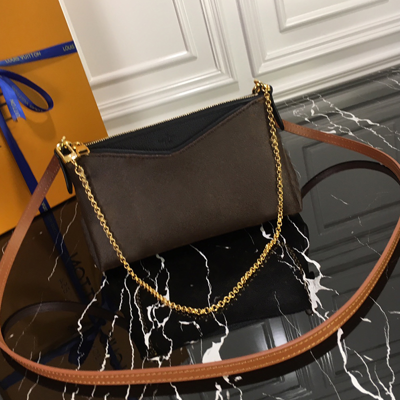 High quality classic women chain handbag leather famous top designer ladies weekend mini luxury one-shoulder personality cross-body bag fashion armpit bag 41638, Box
High quality classic women chain handbag leather famous top designer ladies weekend mini luxury one-shoulder personality cross-body bag fashion armpit bag 41638, Box