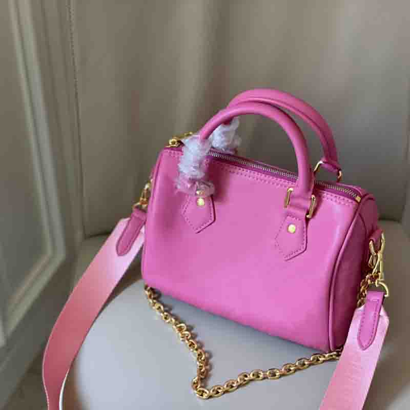 Luxurys Couss Embossed Pattern Shoulder Bags Designers Women Underarm Bag Fashion Chains Handbag with Box