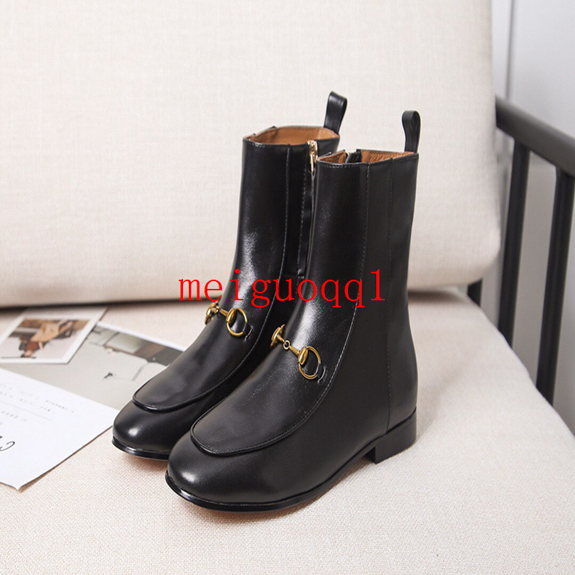 2020New Genuine cowhide Ankle Boots Women Luxury leather ankle boot designer black leather chelse boots winter shoes best Quality With Box
2020New Genuine cowhide Ankle Boots Women Luxury leather ankle boot designer black leather chelse boots winter shoes best Quality With Box