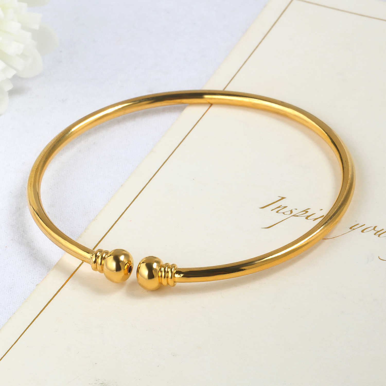 V-340 Brides Wedding Gifts Traditional Ladies Jewelry Round Belly Glossy Bracelet Copper Plating Gold Bracelet Q0720
V-340 Brides Wedding Gifts Traditional Ladies Jewelry Round Belly Glossy Bracelet Copper Plating Gold Bracelet Q0720