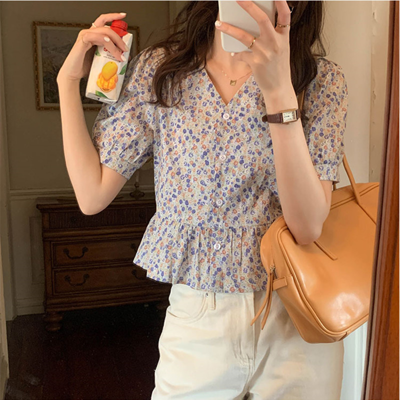 2colors Korean Style V neck Floral Short Sleeve Shirt Summer Vintage Cotton Blouse (X1910) 210423