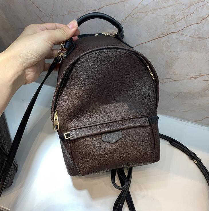 CLASSIC FLOWER Designers Backpack women men Travel Bags Duffel Bag Unisex Shoulder Handbags
CLASSIC FLOWER Designers Backpack women men Travel Bags Duffel Bag Unisex Shoulder Handbags