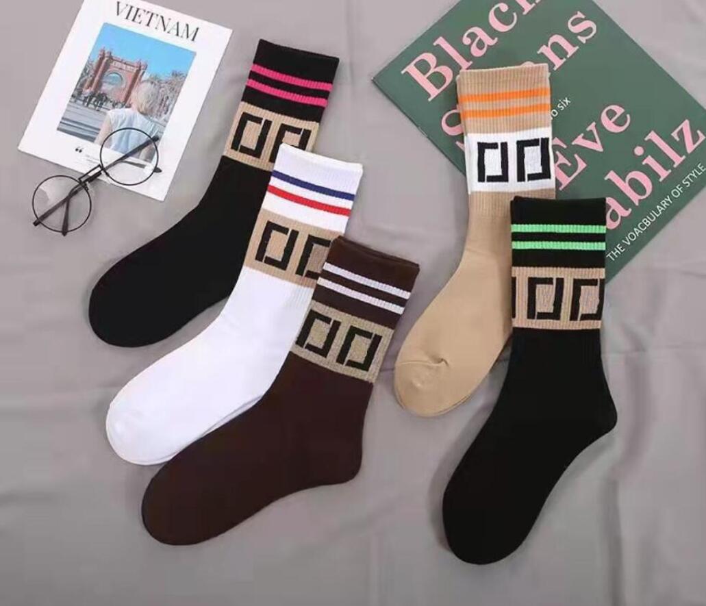 Autumn Winter Keep Warm Brand Designer Letter Print Socks Stripe Check Mens Womens Fashion Thicken Wool Knitted Stockings High-end Luxury Adult Mixed Color Long Sock, #4
Autumn Winter Keep Warm Brand Designer Letter Print Socks Stripe Check Mens Womens Fashion Thicken Wool Knitted Stockings High-end Luxury Adult Mixed Color Long Sock, #4