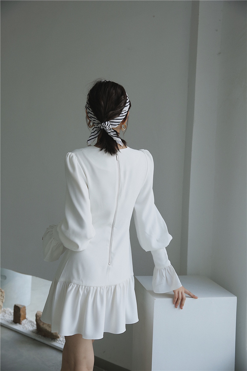 White Deep V Neck Tunic Flare Sleeve Ladies Dress Long Ruffle Korean Style Mini Women Clothing 210427