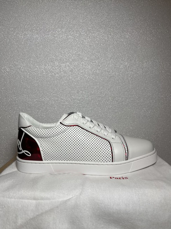 2021s Paris Junior Spiked shoes red bottom studs sneakers low top flats Fun Viera leather sneaker perforated mesh Genuine leathers sports runner trainers 35-47EU
2021s Paris Junior Spiked shoes red bottom studs sneakers low top flats Fun Viera leather sneaker perforated mesh Genuine leathers sports runner trainers 35-47EU