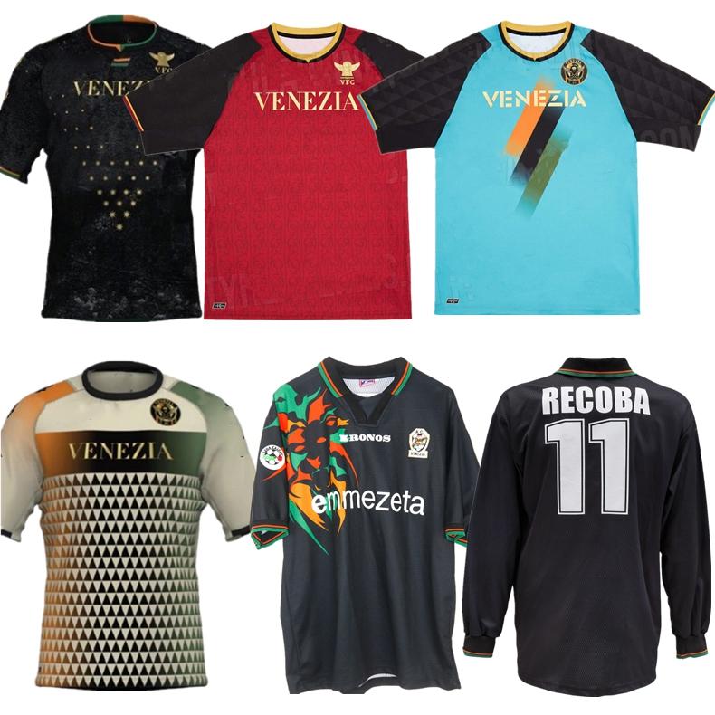 (With VAT) 2122 Venezia FC soccer Jerseys home away ARAMU FORTE Fiordilino MARIANO Johnsen MAZZOCCHIPERETZ HEYMANS CRNIGOI 1998 1999 Venezia, Black;yellow
(With VAT) 2122 Venezia FC soccer Jerseys home away ARAMU FORTE Fiordilino MARIANO Johnsen MAZZOCCHIPERETZ HEYMANS CRNIGOI 1998 1999 Venezia, Black;yellow