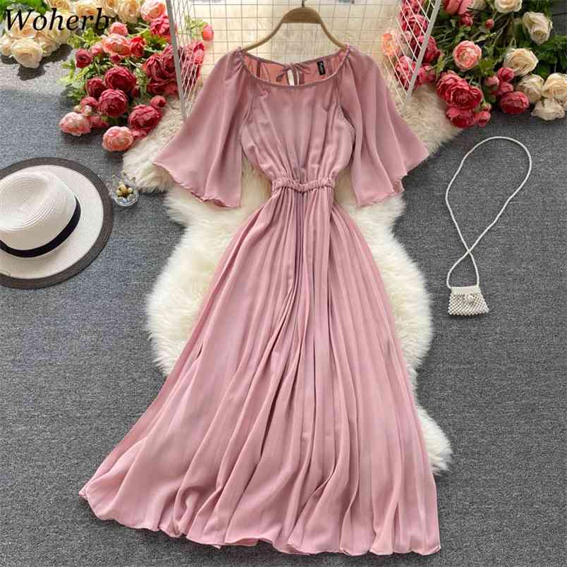 Vintage Women Chiffon Pleated Dress Summer Round Neck Short Sleeve High Waist Draped Vestidos Female Dresses 210519, Dark green
Vintage Women Chiffon Pleated Dress Summer Round Neck Short Sleeve High Waist Draped Vestidos Female Dresses 210519, Dark green