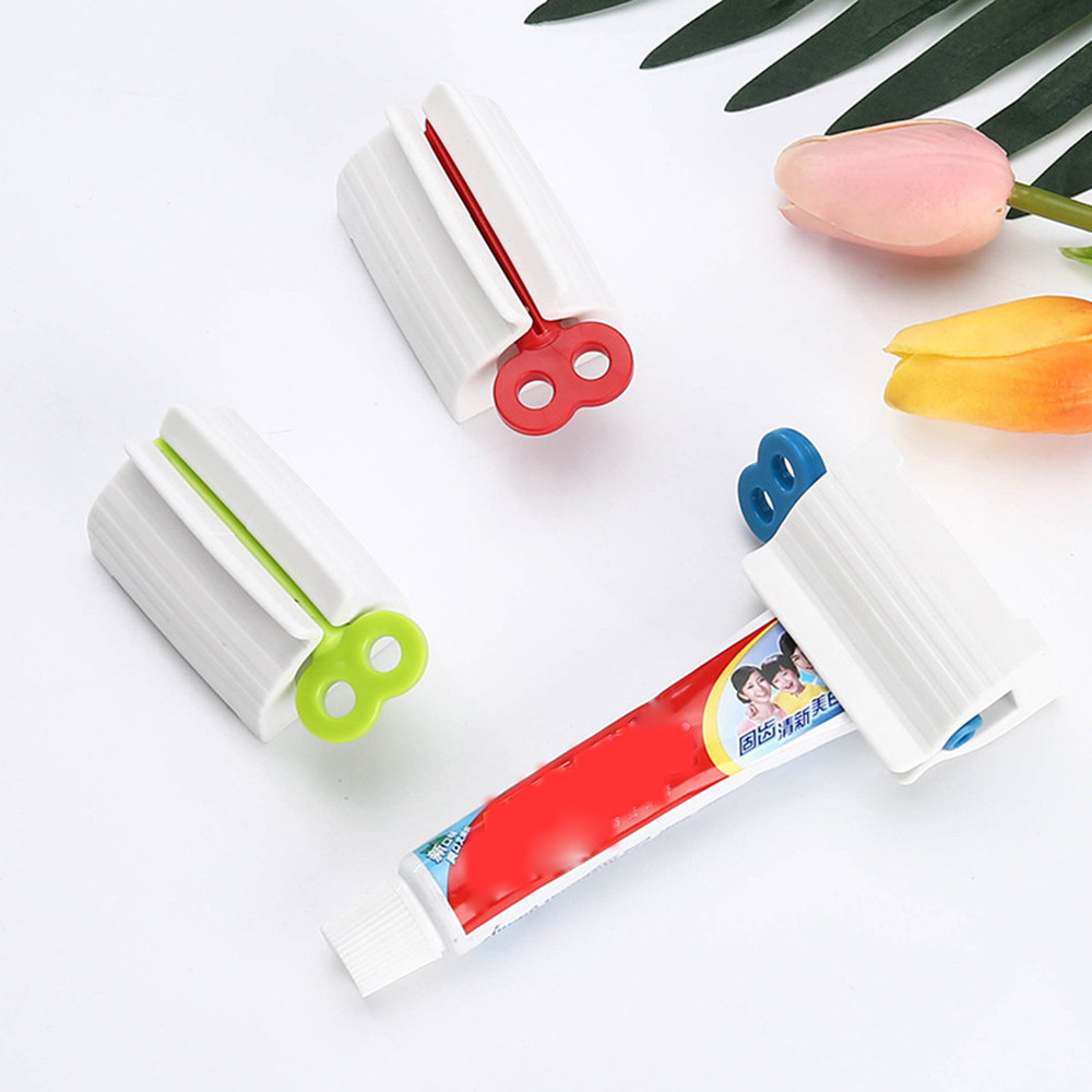 Easy to clean cosmetic hair dye paint extrusion of creative toothpaste convenient from rolling tube