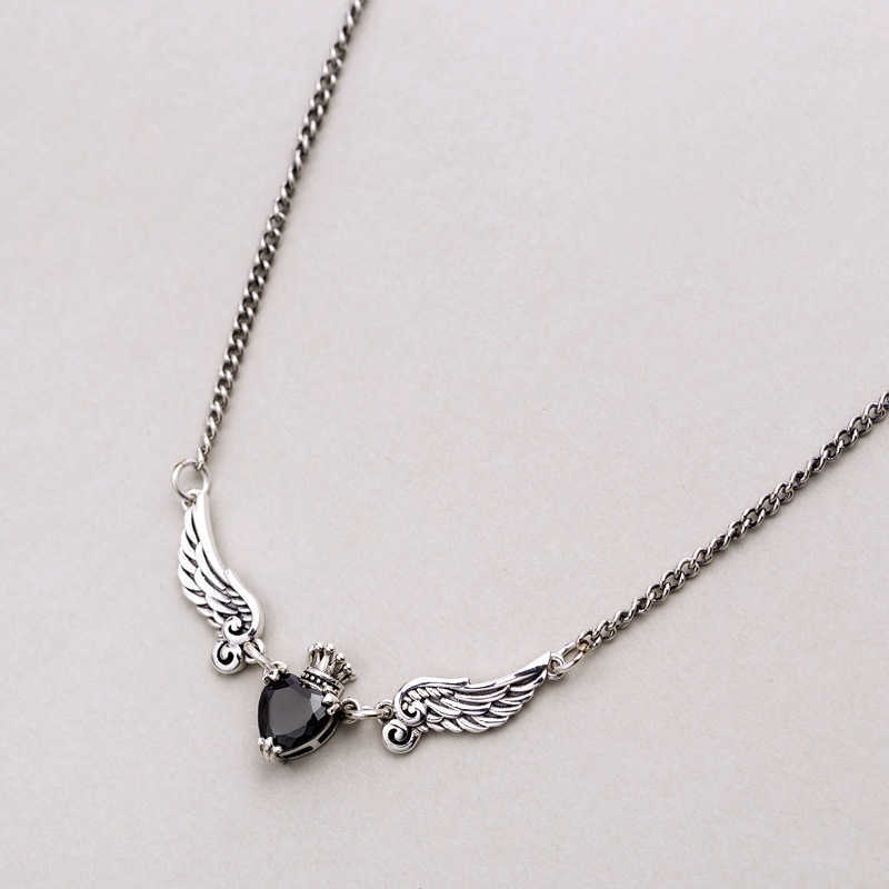 2020 New Fashion Angel Wings Heart Black Zircon Necklace for Women Thai Silver Color Necklace Vintage Jewelry S-N647 P0809
2020 New Fashion Angel Wings Heart Black Zircon Necklace for Women Thai Silver Color Necklace Vintage Jewelry S-N647 P0809