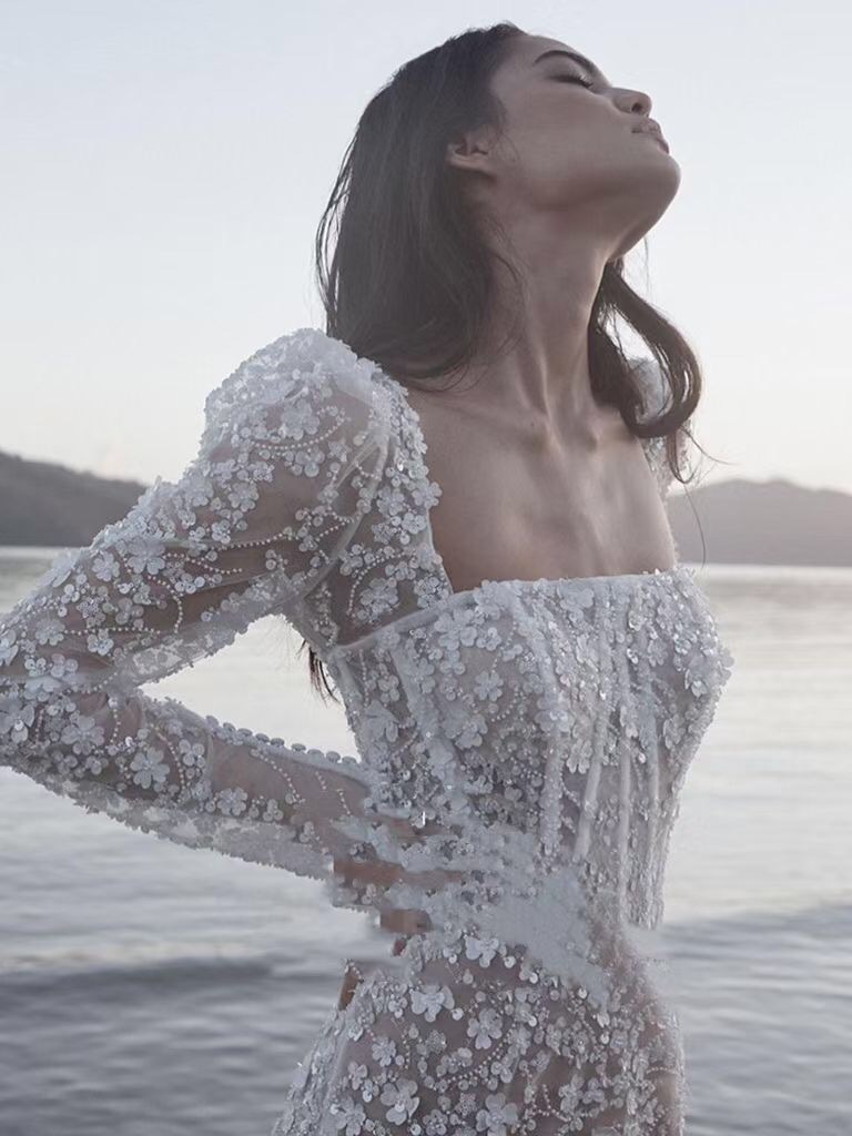 Luxurious Beaded Flowers Mermaid Wedding Dress Long Sleeves Square Neck Boho Beach Wedding Gowns For Bride Sexy Backless Romantic Bridal Dresses Sweep