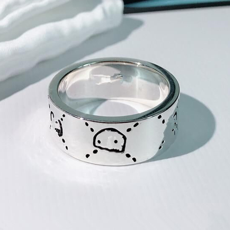 High quality designer fashion luxury men's and women's gold band rings skeleton couples jewelry personalized simple holiday gifts
High quality designer fashion luxury men's and women's gold band rings skeleton couples jewelry personalized simple holiday gifts