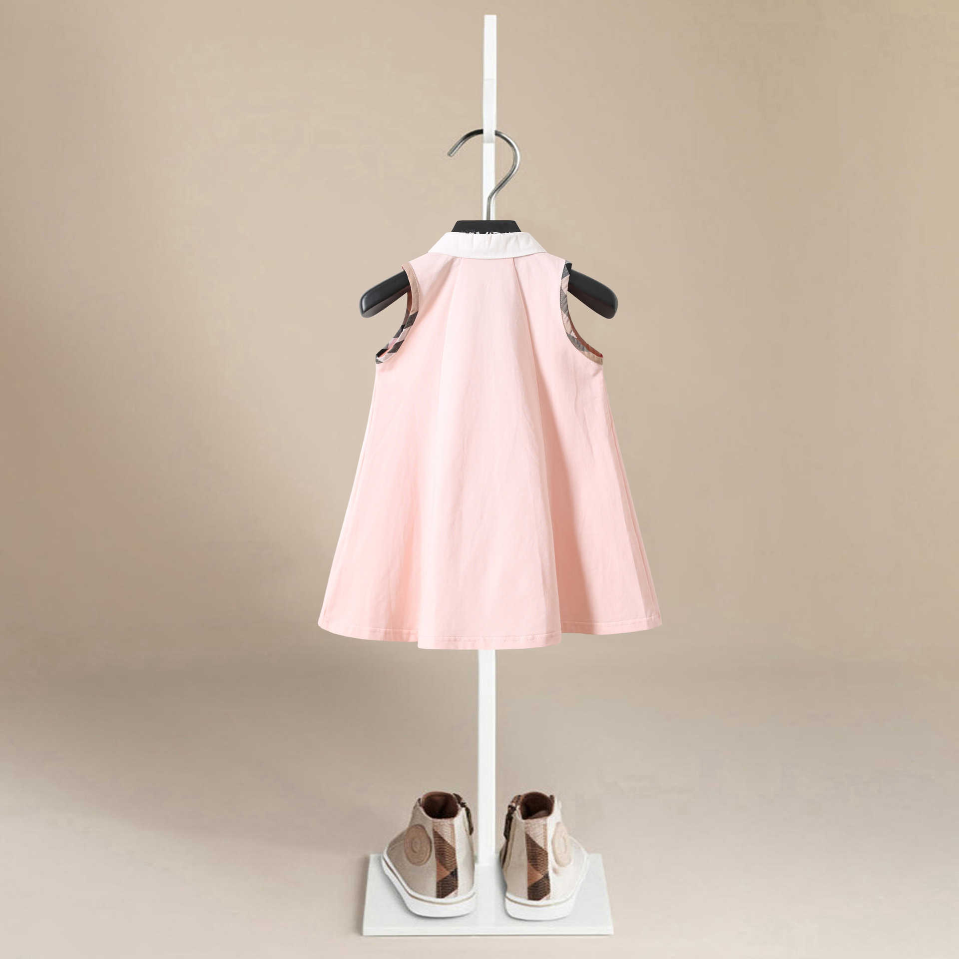 2021 Summer Baby Clothes Bebe Girls Dress Plaid Kids Stripe Style Dresses Casual Sleeveless Lapel Girls Clothes Q0716