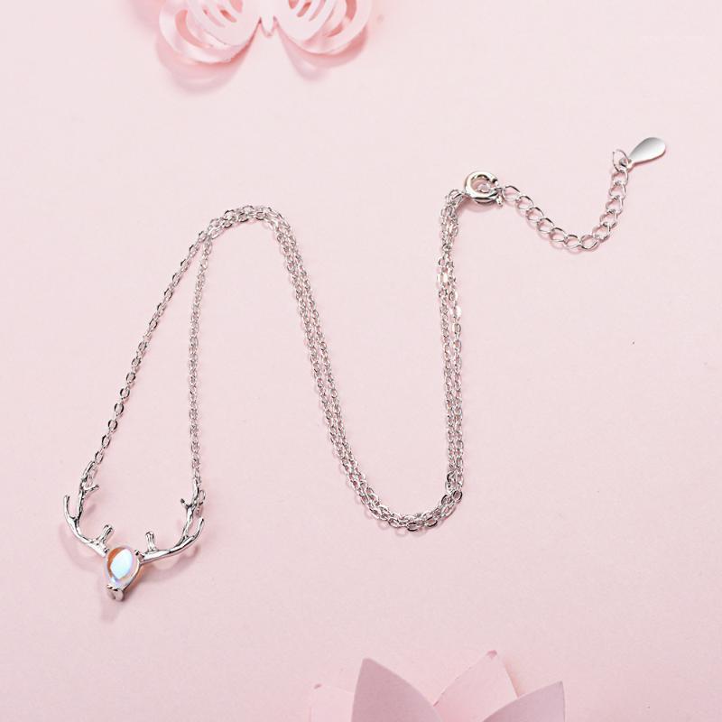 Chains Moonstone Elk Necklace Women's Forest Fresh Korean Temperament Wild Magic Colorful Stone Clavicle Chain
Chains Moonstone Elk Necklace Women's Forest Fresh Korean Temperament Wild Magic Colorful Stone Clavicle Chain