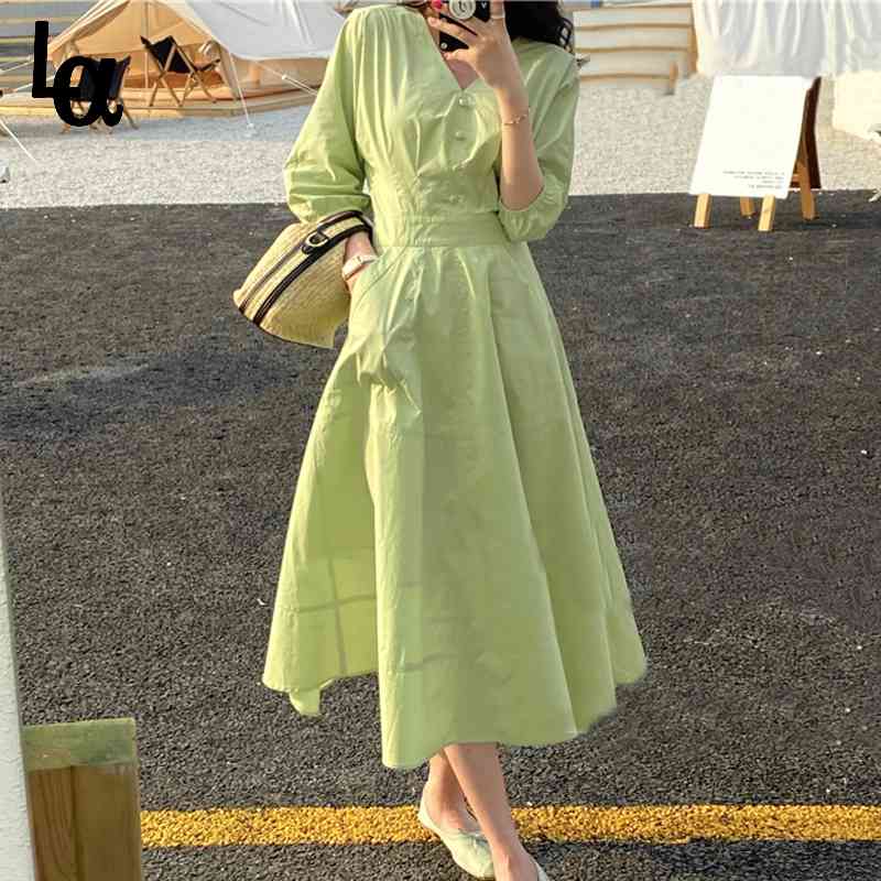 Korean Style V-neck Elegant Dress Women Bandage Design Slim Vintage Office Lady Chiffon White Summer 210519
Korean Style V-neck Elegant Dress Women Bandage Design Slim Vintage Office Lady Chiffon White Summer 210519