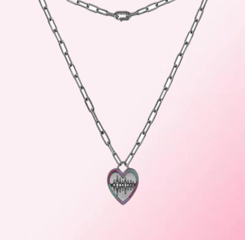 1:1 Make 925 Sterling Silver Customized Beating Heart-shaped Fashion Personality Exquisite Necklace Chains
1:1 Make 925 Sterling Silver Customized Beating Heart-shaped Fashion Personality Exquisite Necklace Chains