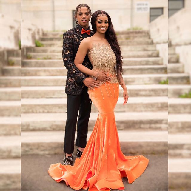 2021 Plus Size Arabic Aso Ebi Orange Mermaid Velvet Prom Dresses Lace Beaded Sheer Neck Evening Formal Party Second Reception Gowns Dress ZJ212