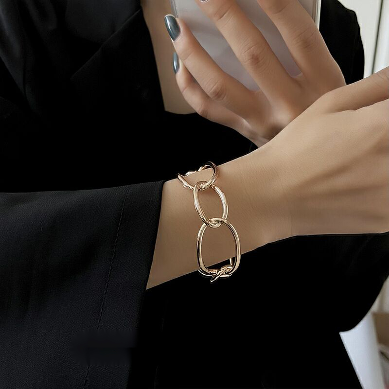 2021 New Bangle Designer Bracelet Fashion Style Does Not Lose Color A Variety Of Options
2021 New Bangle Designer Bracelet Fashion Style Does Not Lose Color A Variety Of Options