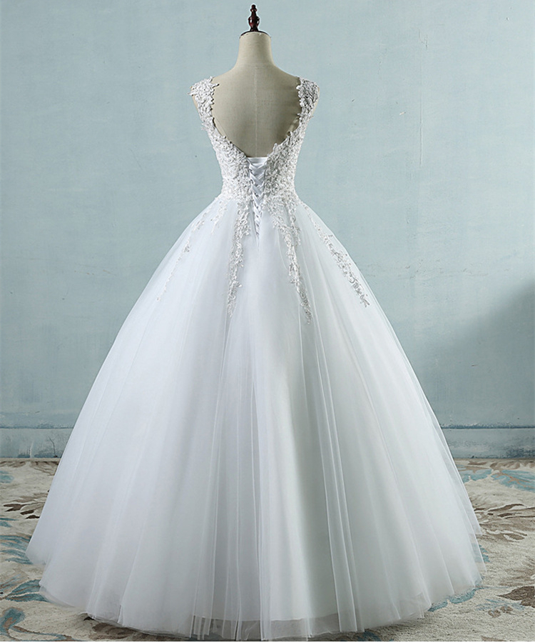 2021 Pearls Beaded A Line Wedding Dresses Bridal Gowns Floor Length Sexy Backless Lace Bride Dress Formal Wear V Neck Sleeveless Vestidos