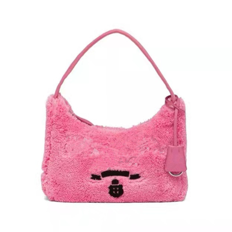 2022 Luxury Female Fluffy Fur Shoulder Bags Small Soft Tote Women Cute Bag Shopper Ladies Underarm Winter Handbag
2022 Luxury Female Fluffy Fur Shoulder Bags Small Soft Tote Women Cute Bag Shopper Ladies Underarm Winter Handbag