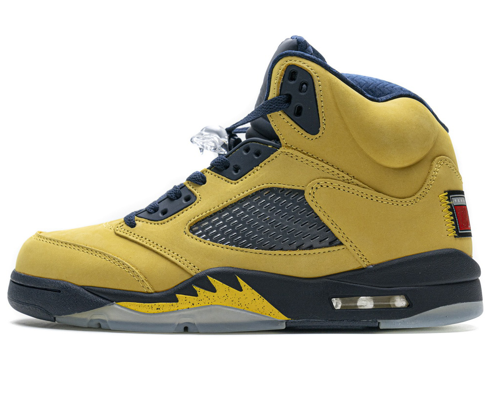 Top Quality Authentic Michigan Suede Basketball shoes 5s Jumpman 5 Yellow Fashion sneaker, #1
Top Quality Authentic Michigan Suede Basketball shoes 5s Jumpman 5 Yellow Fashion sneaker, #1