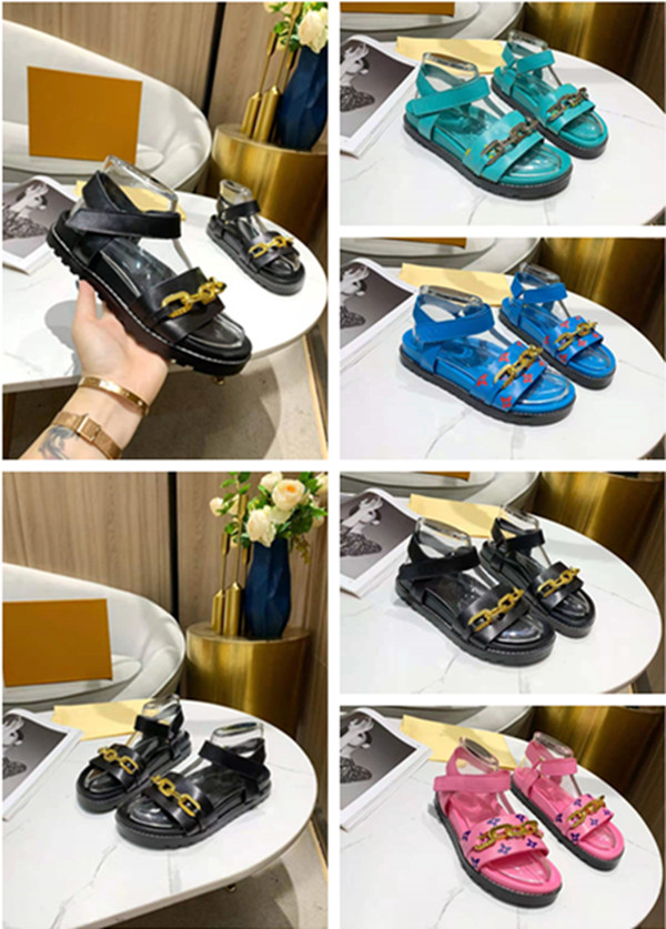 2021 top designer luxury women straps sandals fashion summer ladies flats beach slippers lastest woman casual slides with box size 35-42, Blue
2021 top designer luxury women straps sandals fashion summer ladies flats beach slippers lastest woman casual slides with box size 35-42, Blue