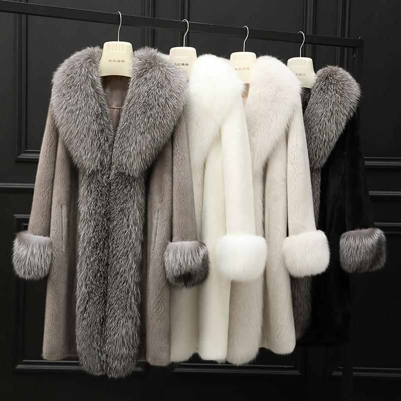 Women's Fur & Faux Oversized Green Collar Mink Whole Velvet Overcoats Over The Knee Coat Women, Black
Women's Fur & Faux Oversized Green Collar Mink Whole Velvet Overcoats Over The Knee Coat Women, Black