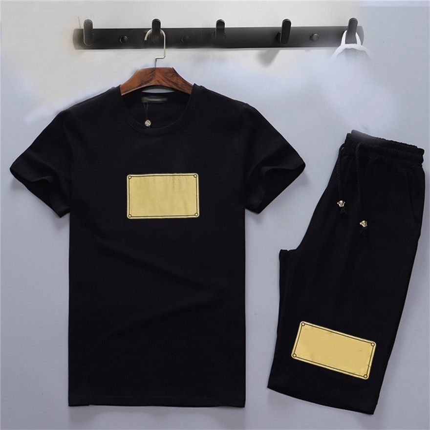 22ss Men's designer t shirt Tracksuits luxury high quality summer men sports suit chintz sportswear mens wear Free delivery
22ss Men's designer t shirt Tracksuits luxury high quality summer men sports suit chintz sportswear mens wear Free delivery