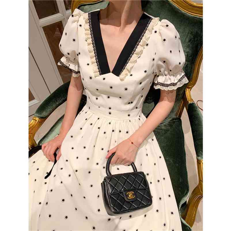 Women Summer Short Lantern Sleeve Midi Dress Vintage Polka Dot Female Boho Casual Holiday Party Vestidos 210519
Women Summer Short Lantern Sleeve Midi Dress Vintage Polka Dot Female Boho Casual Holiday Party Vestidos 210519