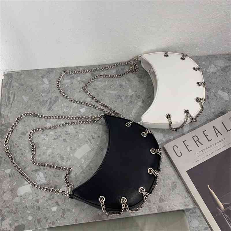 Women Luxurys Designers Bags 2021 design chain semicircle fashion single underarm High-quality Fa Designer Handbag Handbags Totes Crossbody Bag
Women Luxurys Designers Bags 2021 design chain semicircle fashion single underarm High-quality Fa Designer Handbag Handbags Totes Crossbody Bag