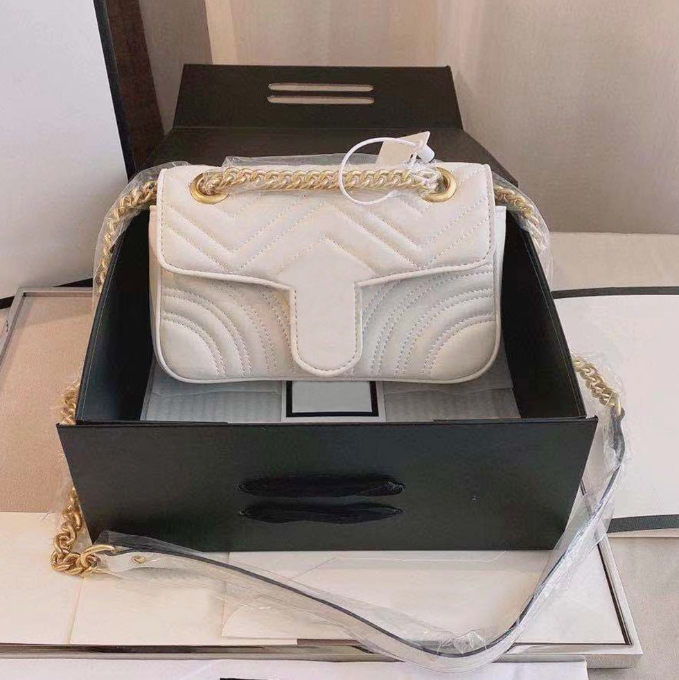 High-quality ladies handbag storage bag 2021 luxury brand designer women's clutch wallet fashion one-shoulder messenger bags, Red
High-quality ladies handbag storage bag 2021 luxury brand designer women's clutch wallet fashion one-shoulder messenger bags, Red