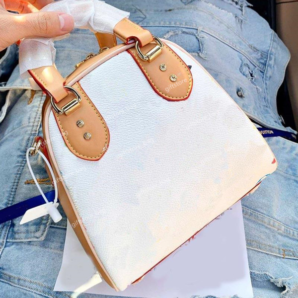 Luxury high-end lady handbag messenger bag Fannypack totebag fashionlady wallet presbyopia L letter ladyclutchbag zipper hot selling style artwork, White
Luxury high-end lady handbag messenger bag Fannypack totebag fashionlady wallet presbyopia L letter ladyclutchbag zipper hot selling style artwork, White