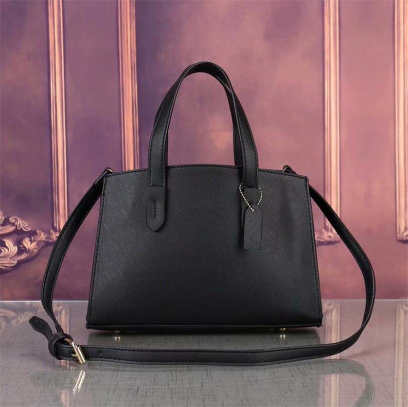 Designers Totes Shoulder Crossbody Clutch Bag Handbag Lady Purse Wallets Open Letters Floral Interior Zipper Pocket Tote Female Luxury Women
Designers Totes Shoulder Crossbody Clutch Bag Handbag Lady Purse Wallets Open Letters Floral Interior Zipper Pocket Tote Female Luxury Women