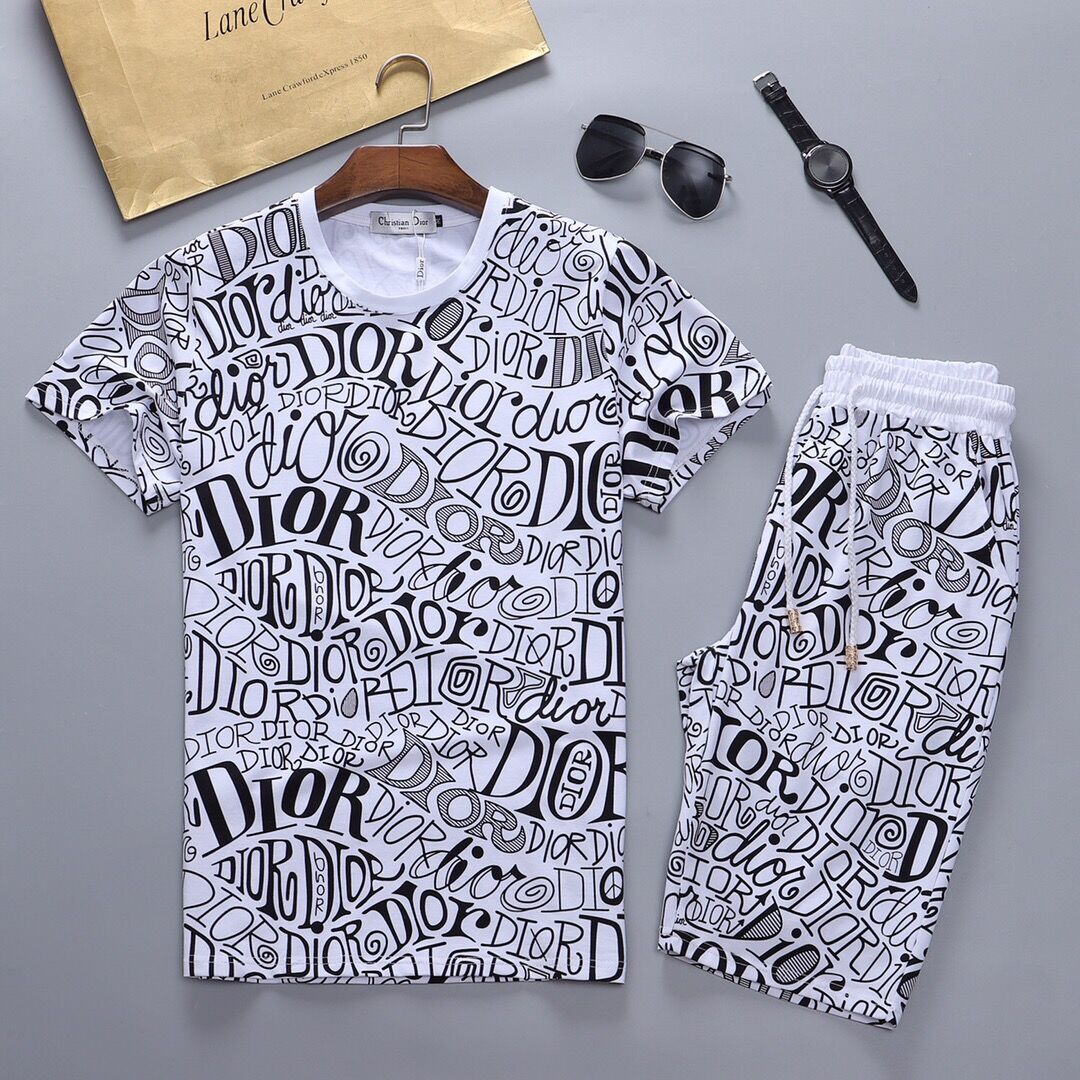 2021 Men's Designer Tracksuits Summer 2 Piece Outfits Men Fashion Alphabet graffiti Print Jogging suit Sportwea Sets Sweatshirts, Gray
2021 Men's Designer Tracksuits Summer 2 Piece Outfits Men Fashion Alphabet graffiti Print Jogging suit Sportwea Sets Sweatshirts, Gray