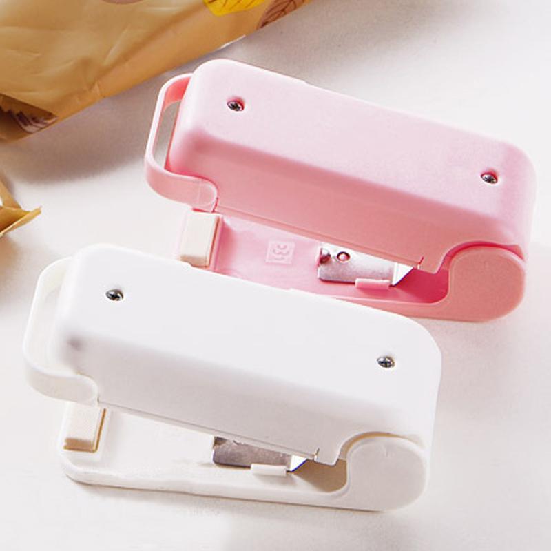 Bag Sealer Mini, Handheld Bag Heat Vacuum Sealer, 2 in 1 Heat & Cutter Portable Bag Resealer Machine Food Saver for Plastic Storage Snack Cookies Fres