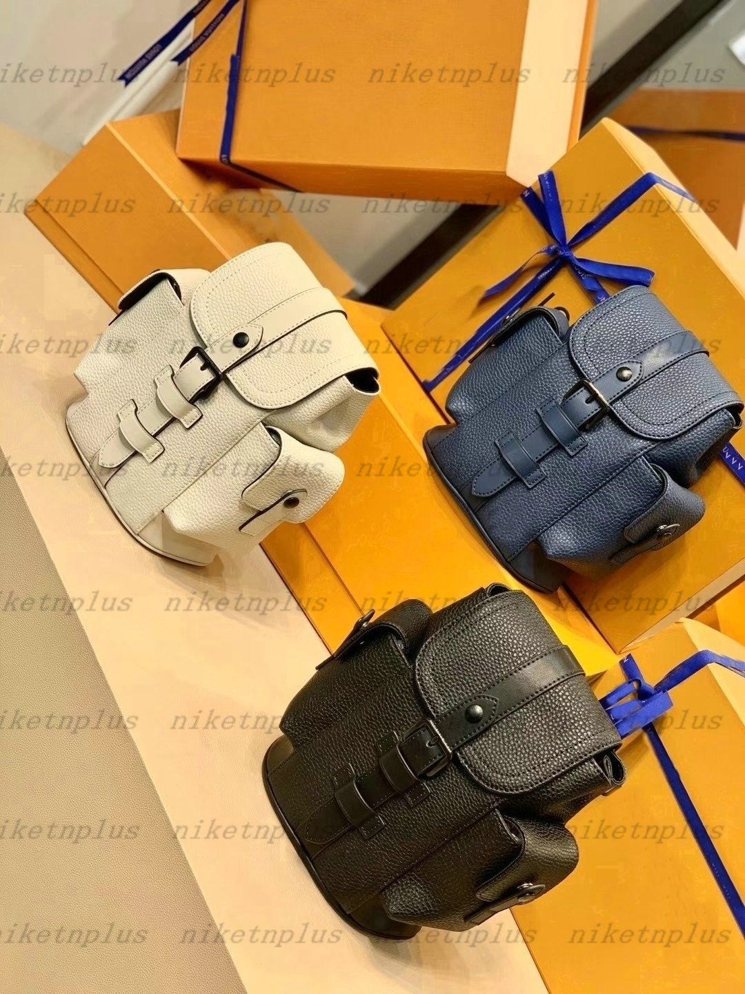 Christopher Xs Mini Mens Chest Bag Package Waist Pockets Designer Single Shoulder Bags Wallet Handbags Travel Bag Leather Totes M58495, Dont sell it alone
Christopher Xs Mini Mens Chest Bag Package Waist Pockets Designer Single Shoulder Bags Wallet Handbags Travel Bag Leather Totes M58495, Dont sell it alone