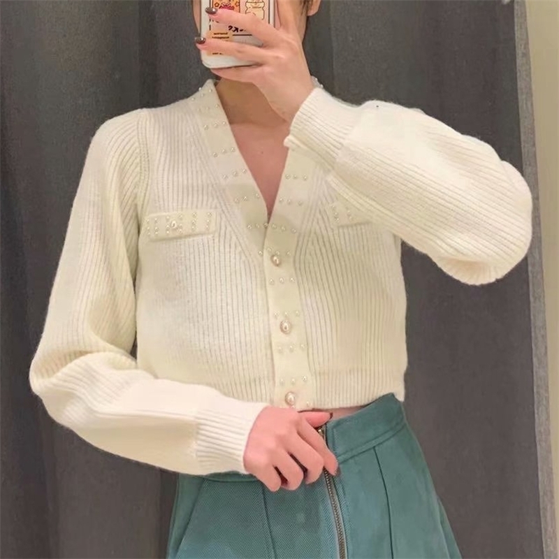 Elegant Women Pearl Sweater Coats Fashion Ladies V-Neck Knitted Tops Sweet Female Chic Solid Short Cardigans 210430