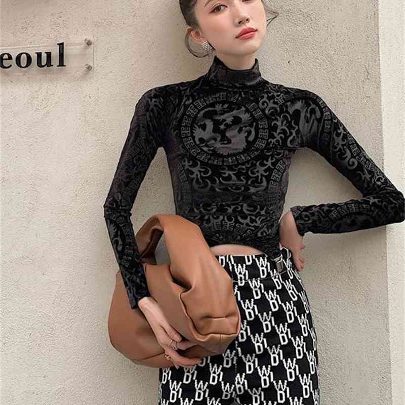 Dragon Print Asymmetrical Velvet Crop Top Long Sleeve T Shirt Turtleneck Women Bodycon Tee Shirts Fashion Ladies 210427